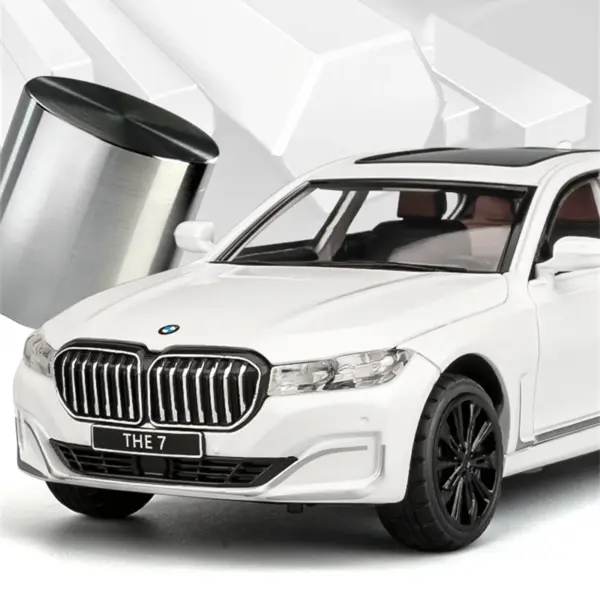 1/24 Scale Alloy 7 Series 760 LI Model Car - Image 2