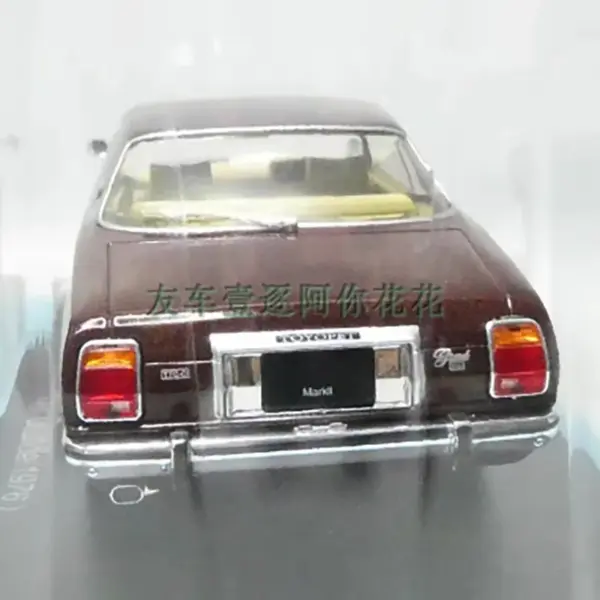 1:24 Scale Diecast Mark II HT 2600 Grande Model - Image 5