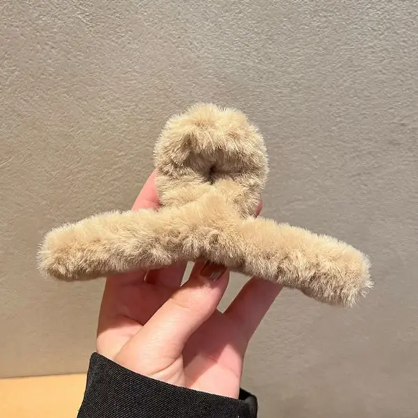 Winter Faux Fur Hair Claw Clip for Women - Image 9