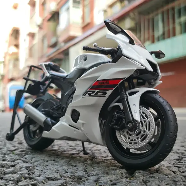 1:12 Yamaha YZF-R6 Diecast Motorcycle Model - Image 5