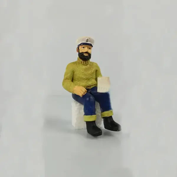 1:25 Scale RC Model Captain Sailor Doll - Image 11