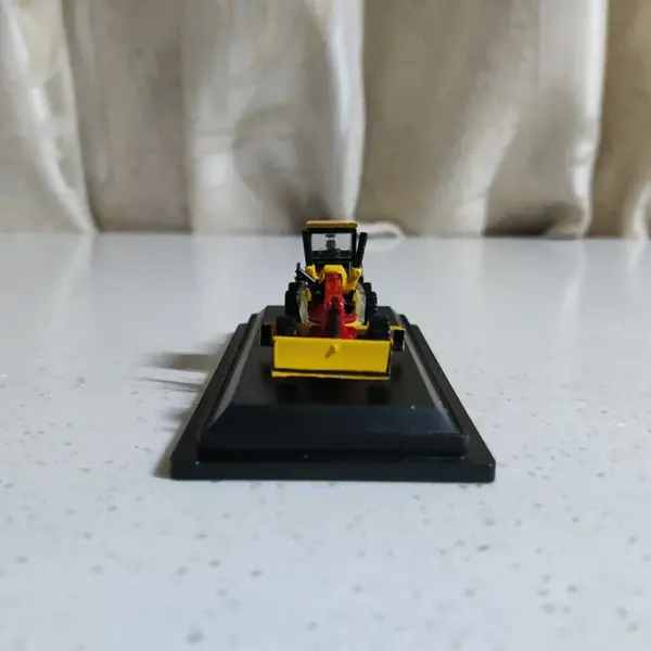 1:87 SANY Grader Diecast Model for Collectors - Image 5