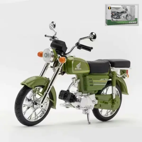 1/10 Scale JiaLing JH-70 Diecast Motorcycle Model - Image 7