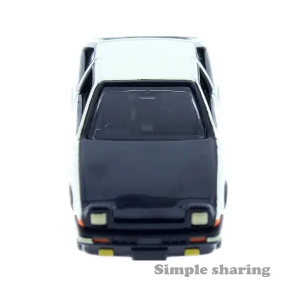 Toyota AE86 Trueno Diecast Model Car 1:64 - Image 4