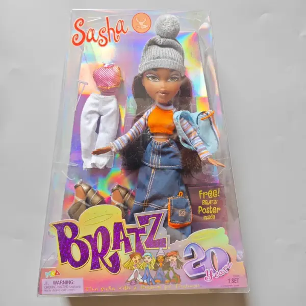 Bratz Snowkissed Cloe Jade Yasmin Doll Collection - Image 8