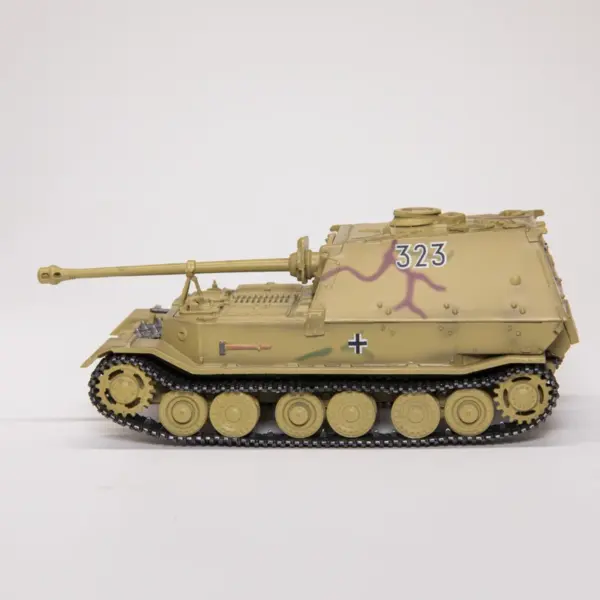 1:72 Scale Jagdpanzer TIGER/P Model Tank - Image 4