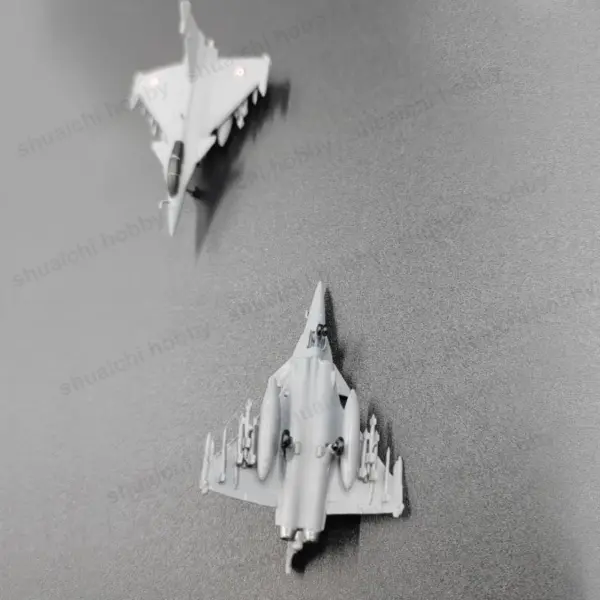 1/350 Scale Rafale Fighter Jet Model Set - Image 2