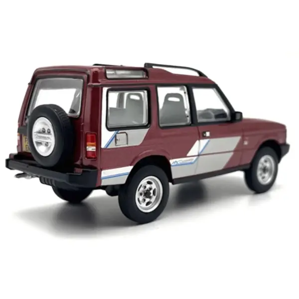 Diecast 1:43 Discovery 1 Off-Road Model - Image 5