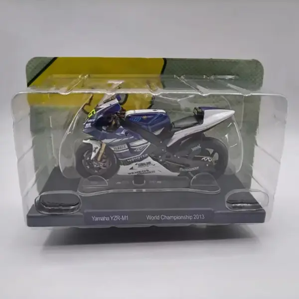 Yamaha YZR-M1 1/18 Scale Model with Flaws - Image 4