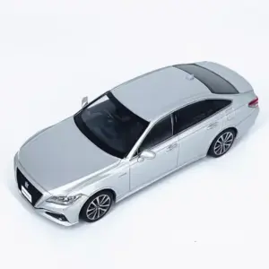 1:30 Scale Crown Sedan Diecast Model Car 11 S3e1b8700ff474627bc886c682bdeef7a8