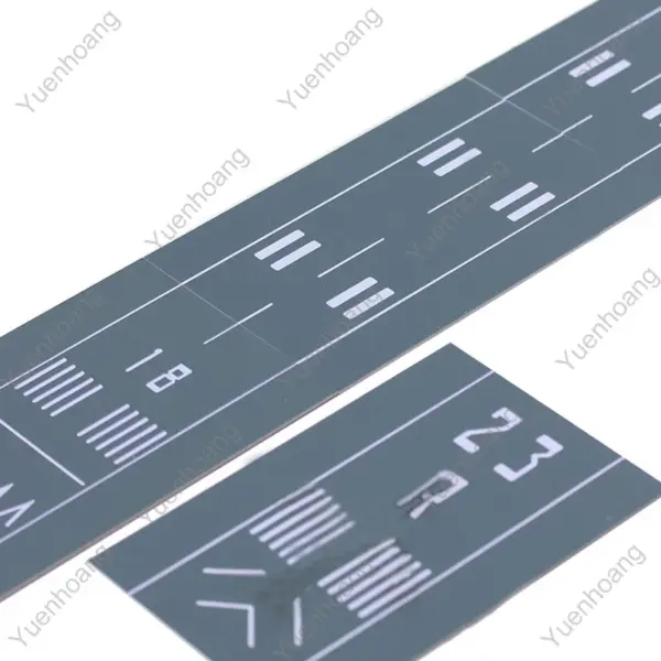 Model Aircraft Runway Parking Apron Set - Image 2