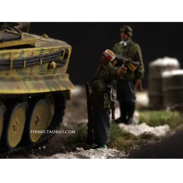 1:72 Scale Resin German Armored Soldiers Set - Image 6