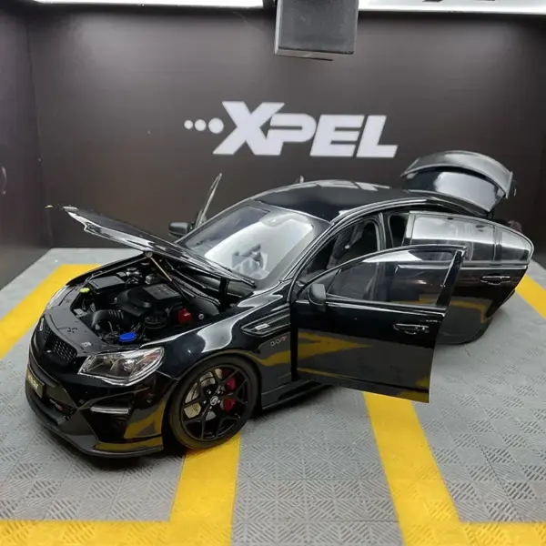 Diecast 1/18 Holden HSV GTSR W1 Model Car - Image 4