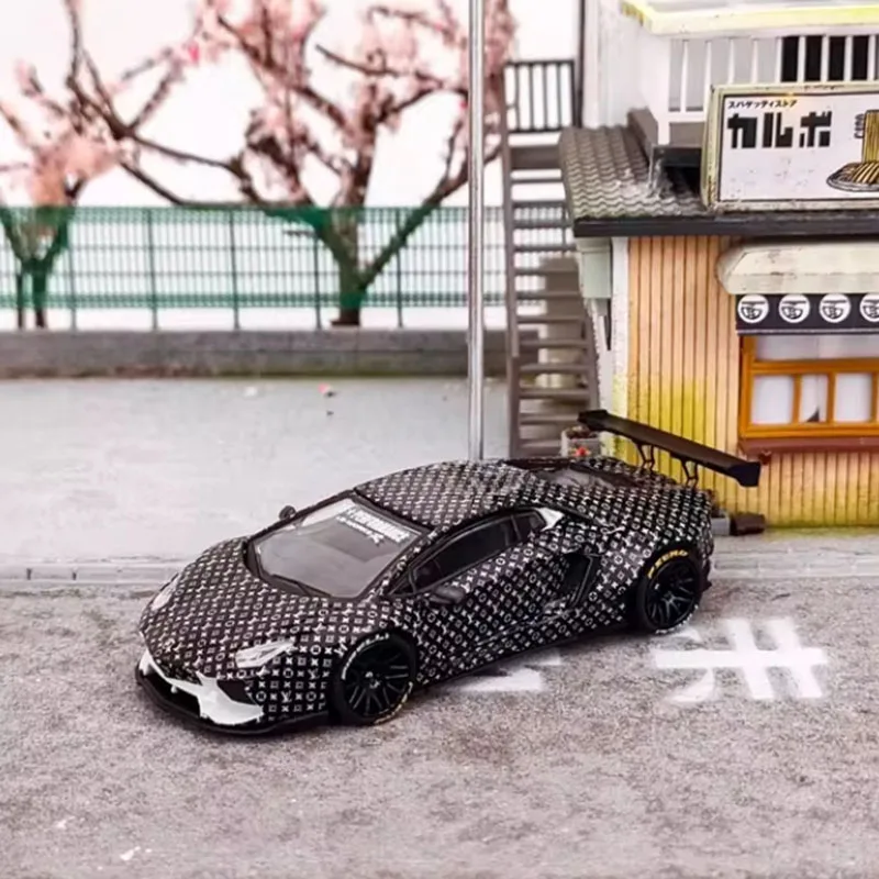 1:64 Scale Alloy Car LP700 LP610 Model 12 1:64 Scale Alloy Car LP700 LP610 Model - Image 12