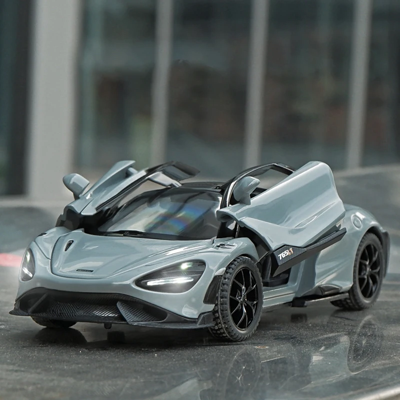 1:32 McLaren 765LT Diecast Model Car 5 1:32 McLaren 765LT Diecast Model Car - Image 5