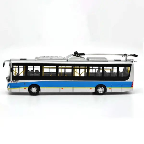 1:64 Scale Diecast Beijing City Bus Model - Image 5