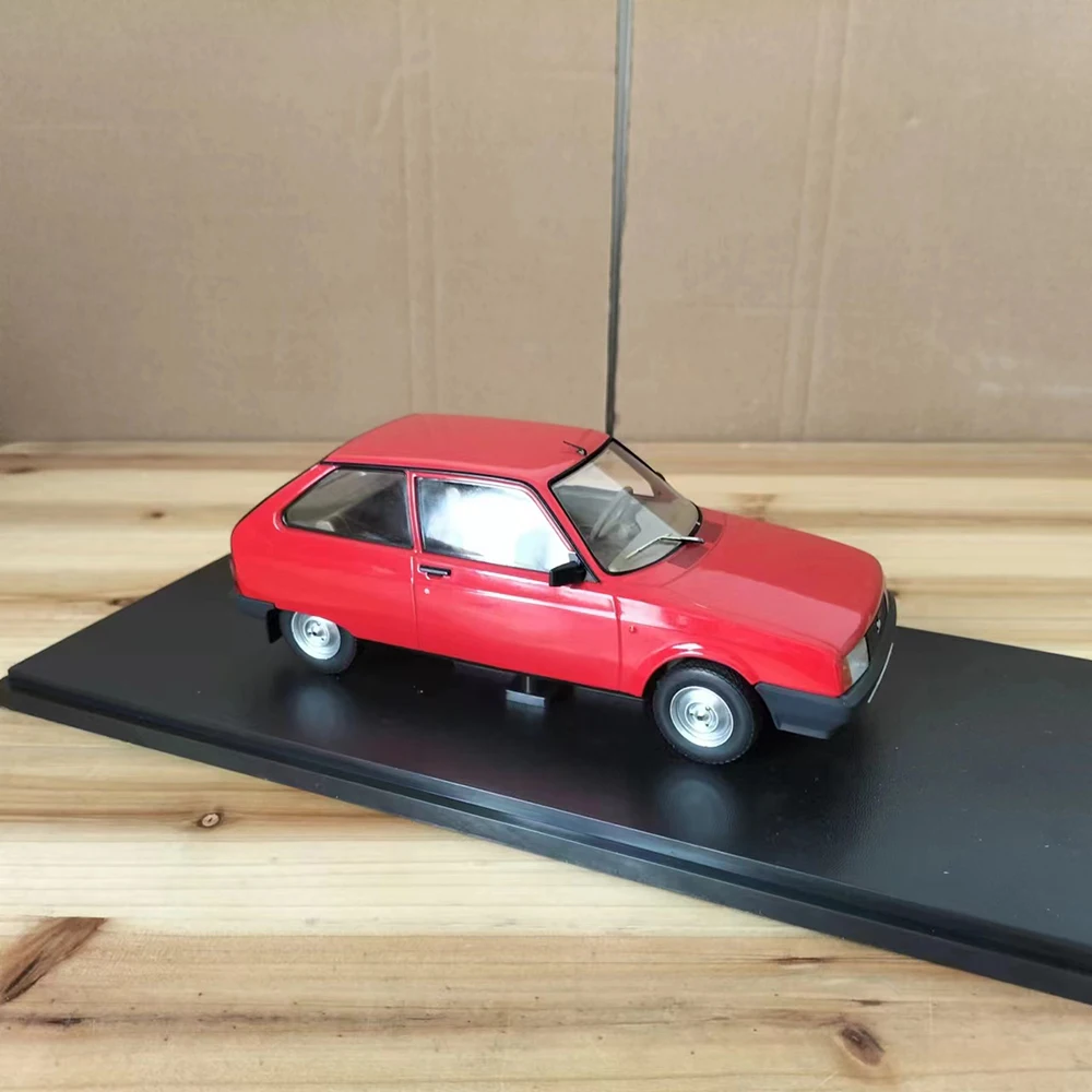 1:18 Citro1990 Axel Diecast Car Model 5 1:18 Citro1990 Axel Diecast Car Model - Image 5