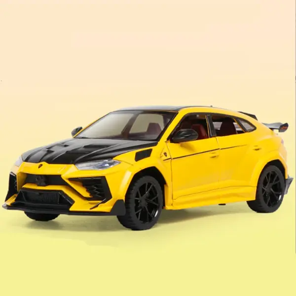 1:24 Diecast Alloy URUS SUV Model Car - Image 7