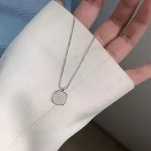 Sparkling Green Crystal Choker Necklace 53 S45fb4d6fc0eb4e869404029f57da90e0w