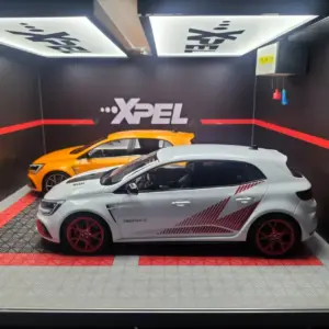 1:18 Scale Renault Megane R.S Trophy-R Model 11 S464febdf62d34312a8dadcc99939f910c