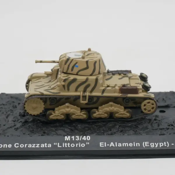Ixo 1:72 Diecast M 13/40 Tank Model - Image 4