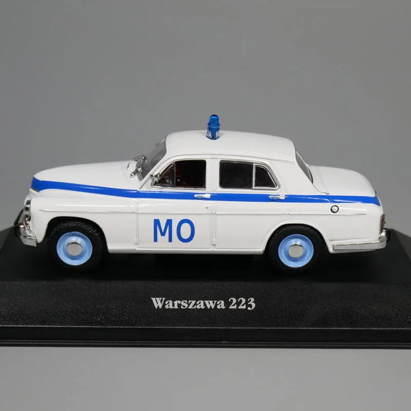 Diecast 1:43 Warszawa 223 Police Model Car 2 Diecast 1:43 Warszawa 223 Police Model Car - Image 2