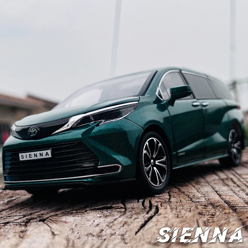 1:24 Toyota Sienna MPV Alloy Model Car 2 1:24 Toyota Sienna MPV Alloy Model Car - Image 2