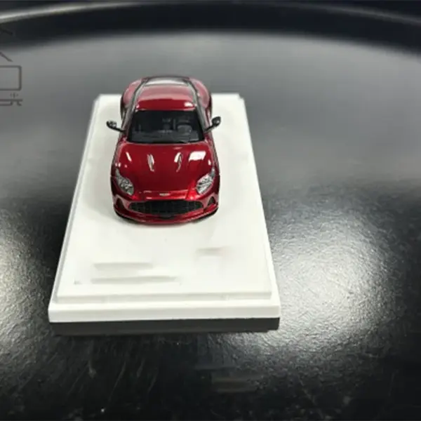 1:64 Scale Diecast Martin DB12 Alloy Model - Image 2