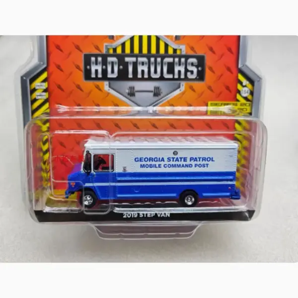 1:64 Scale 2019 Step Van Diecast Model - Image 3