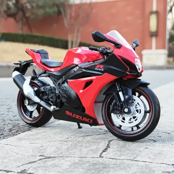 1:12 Scale Suzuki GSX R1000R Diecast Model - Image 2