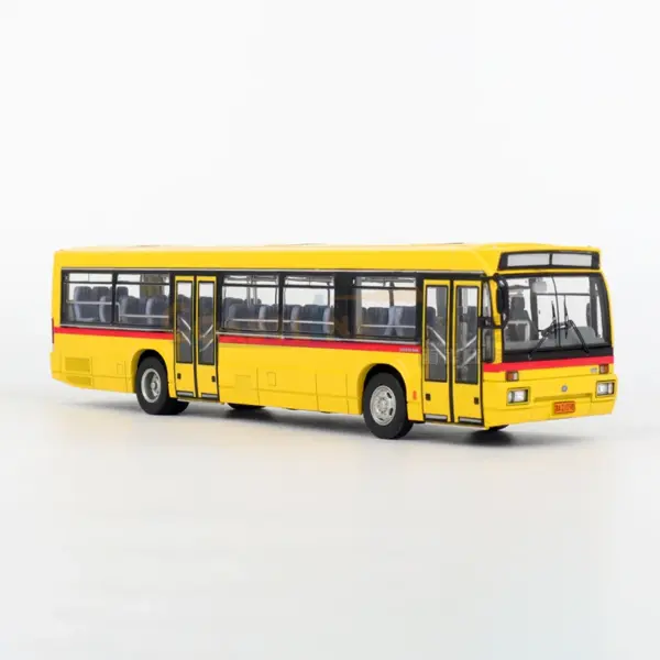 1:64 Scale Diecast City Bus Model DD6 121 HS - Image 2