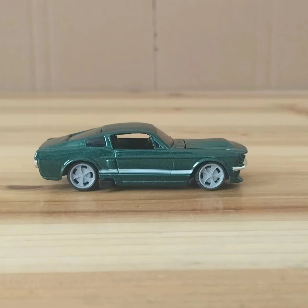 1967 Ford Mustang GT Diecast Model 1:64 3 1967 Ford Mustang GT Diecast Model 1:64 - Image 3