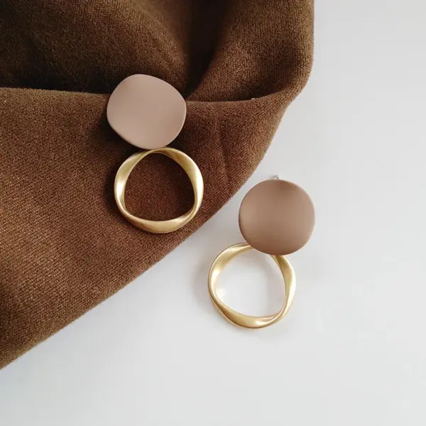 Trendy Acrylic Hoop Earrings for Women - Image 7