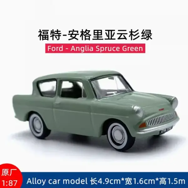 1:87 Scale Diecast Ford Crown Stepside Model - Image 9