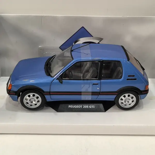 SOLIDO 1:18 P 205 GTI Diecast Model Car - Image 2