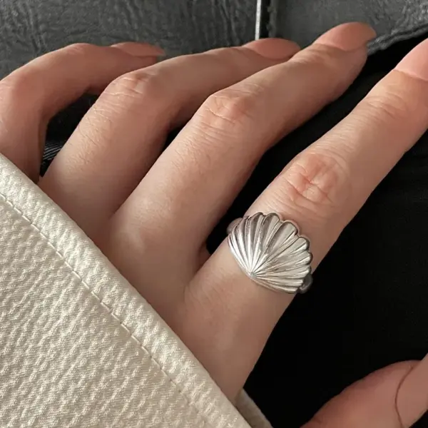 Elegant Shell Opal Stone Cuff Ring - Image 4