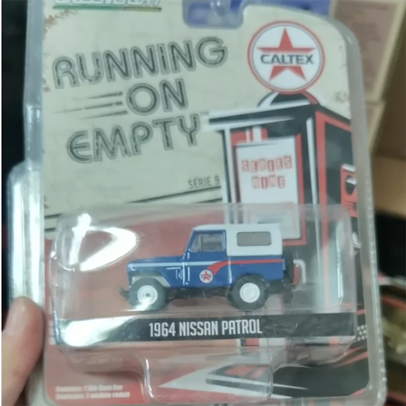 1964 Nissan Patrol 1:64 Diecast Model Car 3 1964 Nissan Patrol 1:64 Diecast Model Car - Image 3