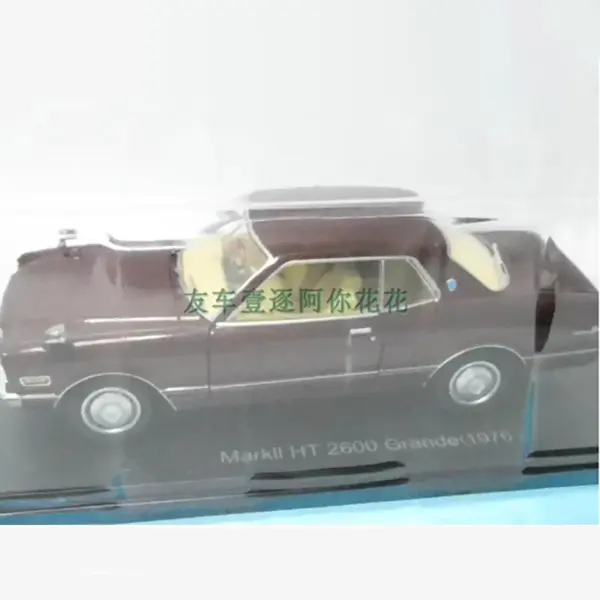 1:24 Scale Diecast Mark II HT 2600 Grande Model - Image 2