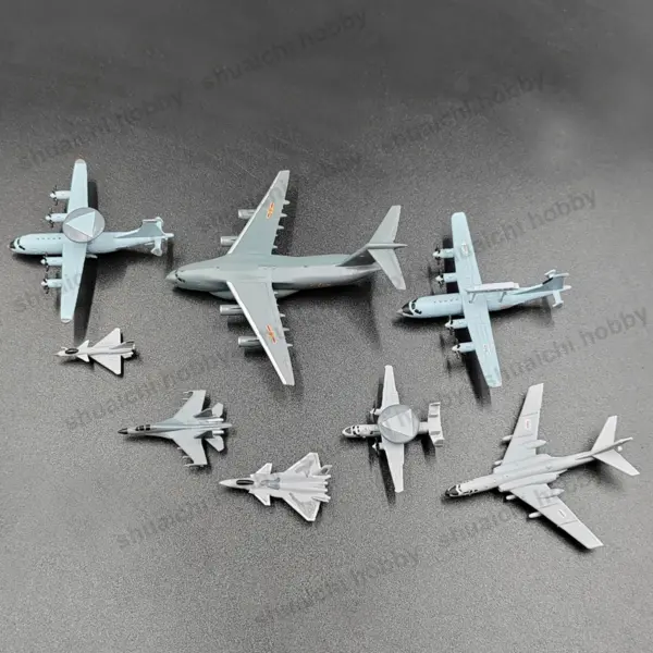 1Set 1/700 Scale Fighter Jet Model Collection - Image 2