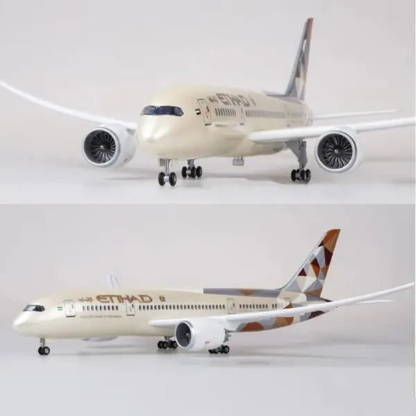 1/150 Scale Etihad B787 Dreamliner Model Airplane - Image 2