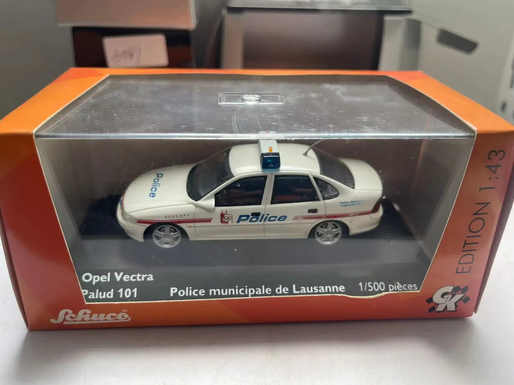 Die-cast Opel Vectra Palud 101 Police Model 6 Die-cast Opel Vectra Palud 101 Police Model - Image 6