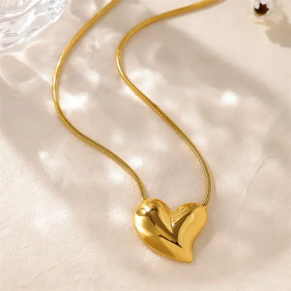 Vintage Square Natural Shell Choker Necklace - Image 9