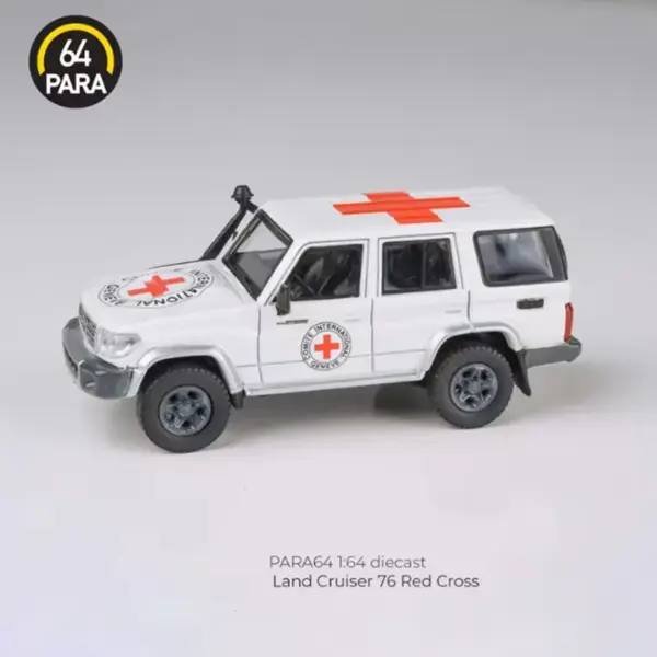 1:64 Diecast 2014 Land Cruiser LC76 Model Car - Image 3