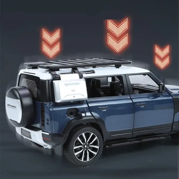 1/24 Range Rover Defender Diecast Car Model - Image 6