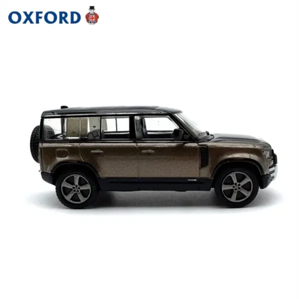 Diecast Alloy Land Rover Defender 110 Model - Image 4