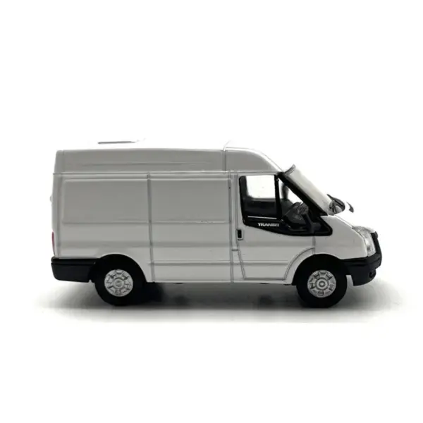 1:76 Scale Diecast Ford Transit Model Truck - Image 2