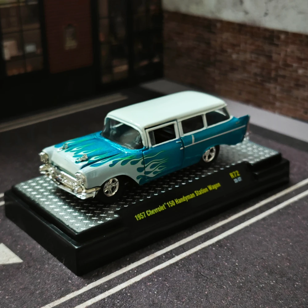 M2 Chevrolet 1/64 Vintage Diecast Pickup Truck 5 M2 Chevrolet 1/64 Vintage Diecast Pickup Truck - Image 5
