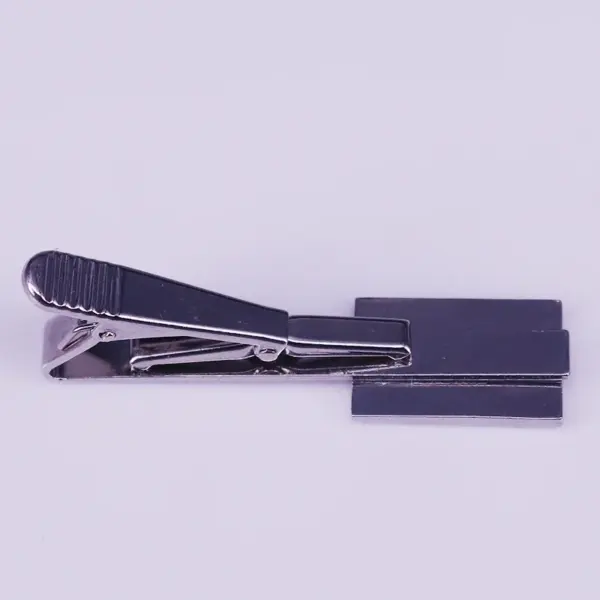 Russia Flag Tie Clip for Gentlemen - Image 2
