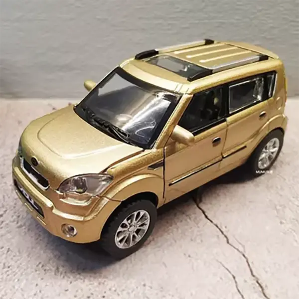 1:32 KIA Soul Alloy Diecast Model Car - Image 2