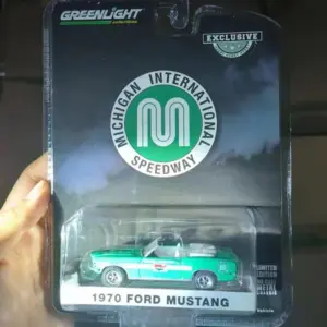 1:64 Scale 1970 Ford Mustang Diecast Model 14 S6245d09dd4b74f7688fb3bebba44f12aP